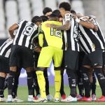 Botafogo 'joga a vida' na Libertadores contra a Universidad de Chile