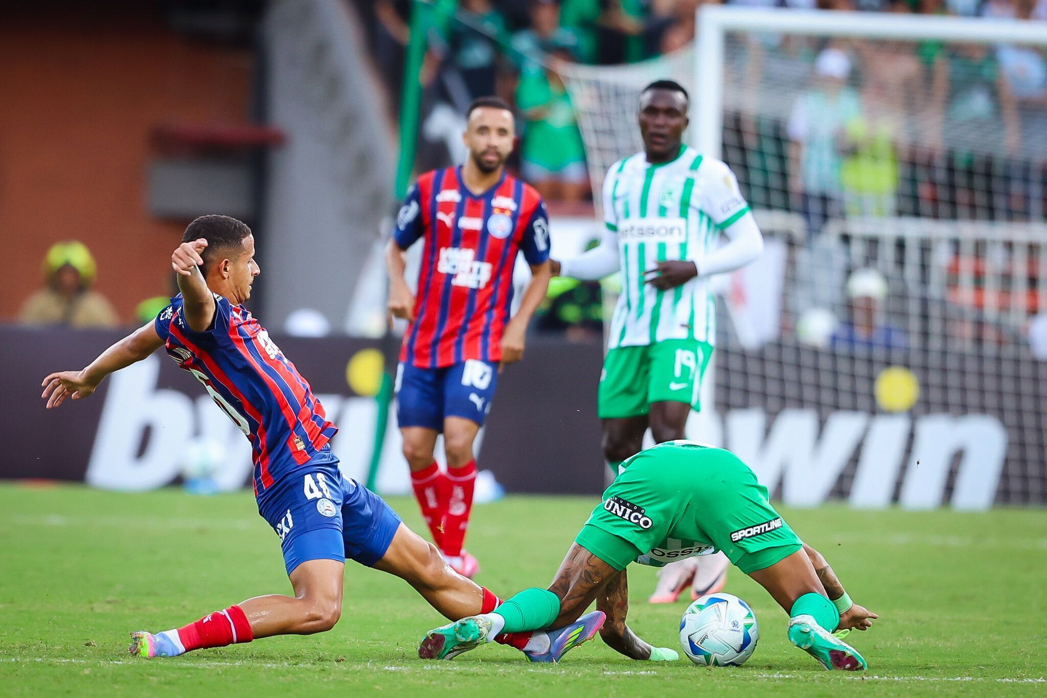 Bahia joga mal, perde do Atlético Nacional e se complica na Libertadores