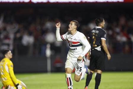 Lucca fez o gol do empate do São Paulo contra o Libertad-PAR