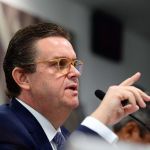 Fila do INSS pode cair com chegada de novos peritos, diz ministro