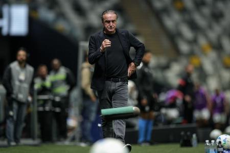 Cuca, treinador do Atlético