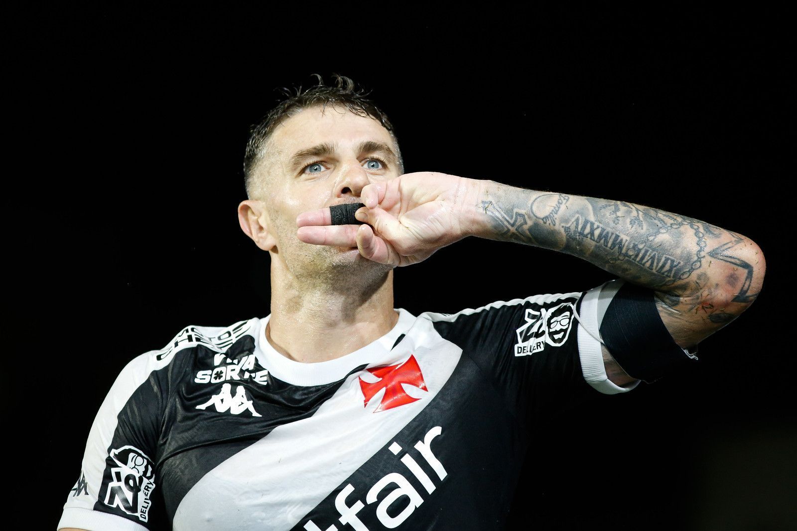 Vegetti diz que Vasco mudou sua vida e sonha com taça para marcar a história