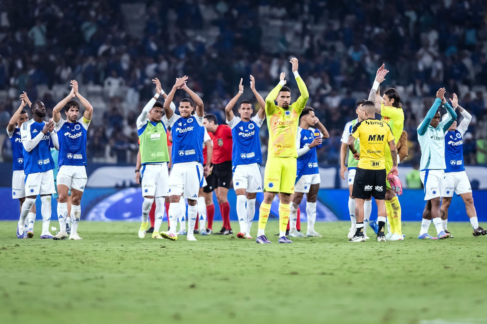 Comentarista da ESPN crava Cruzeiro como 'candidato ao título’ do Brasileirão