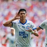 Comentarista do SporTV se rende a Erick Pulga, destaque do Bahia em 2025