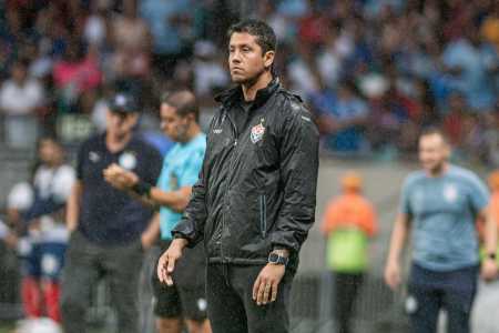 Thiago Carpini, técnico do Vitória, durante clássico Ba-Vi