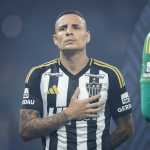 Atlético atualiza situação de Arana após lateral deixar clássico com desconforto
