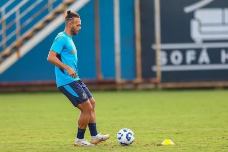 Martín Braithwaite (foto) é a principal esperança de gols do Grêmio contra o CSA