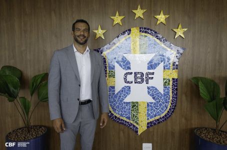 Samir Xaud foi eleito presidente da Confederação Brasileira de Futebol neste domingo (25)