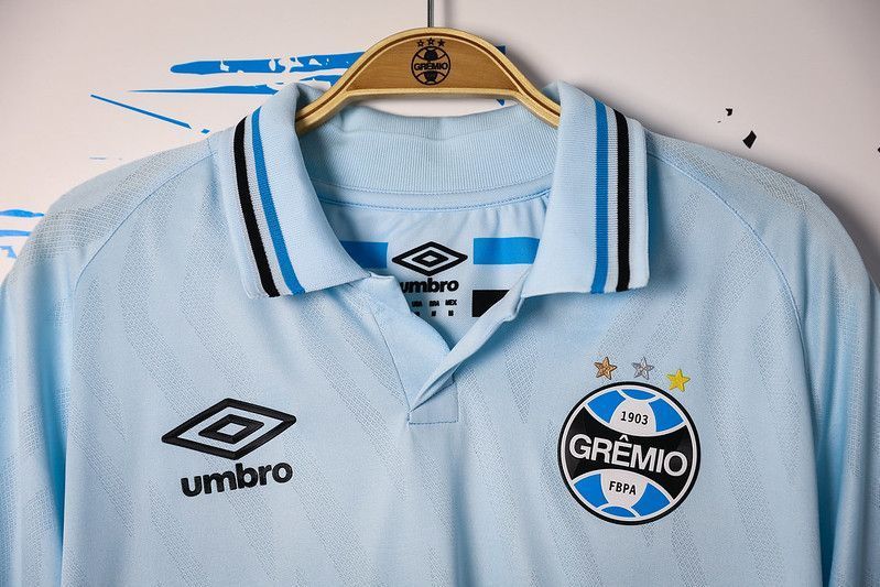 Grêmio divulga nova camisa 2 para temporada de 2025