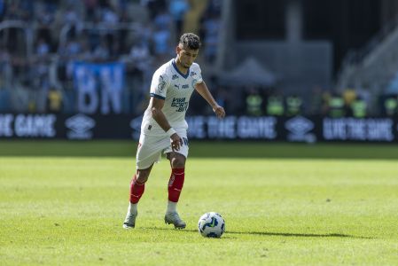 Lucho Rodríguez em ação pelo Bahia, no Campeonato Brasileiro
