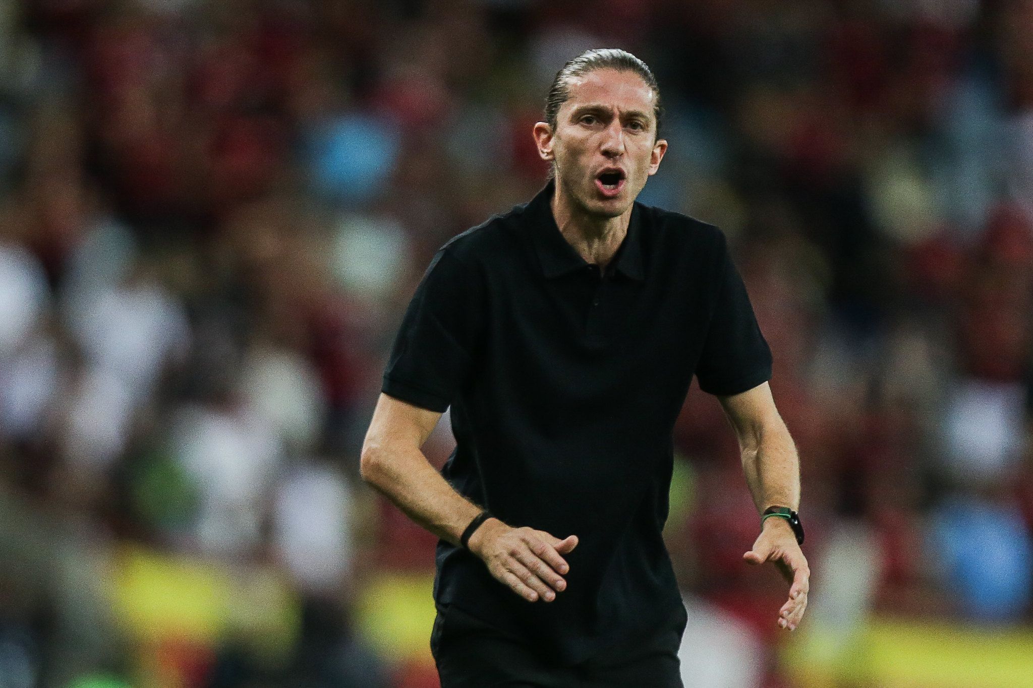 Filipe Luís valoriza vitória do Flamengo apesar de vaias: 'Temos que comemorar'