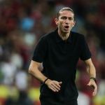 Filipe Luís valoriza vitória do Flamengo apesar de vaias: 'Temos que comemorar'