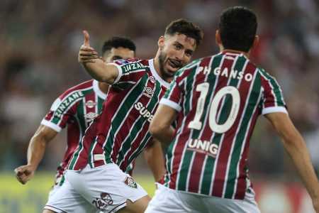 Jogadores do Fluminense comemoram gol no Maracanã