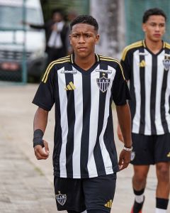 Gabriel Veneno, principal joia das categorias de base do Atlético