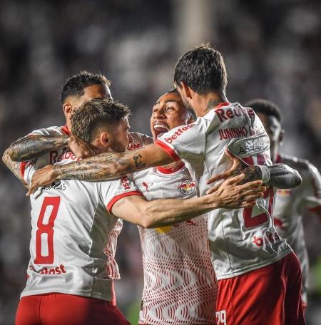 Bragantino durante partida do Brasileirão