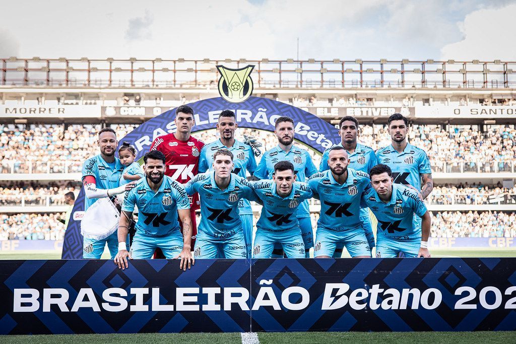 Santos é o time que menos finaliza ao gol no Brasileirão; veja números