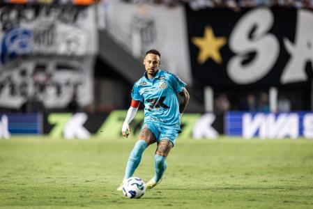 Neymar, durante jogo contra o Botafogo, pelo Brasileirão