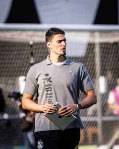 Matheus Bachi, técnico interino do Santos