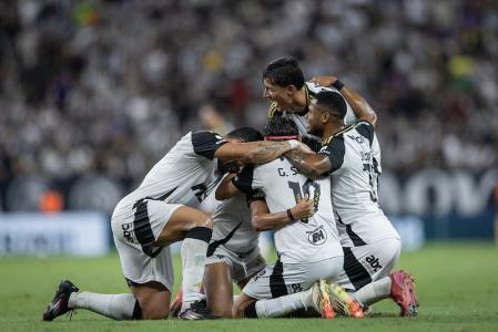Jogadores do Atlético comemoram gol marcado contra o Ceará, na última rodada do Brasileirão