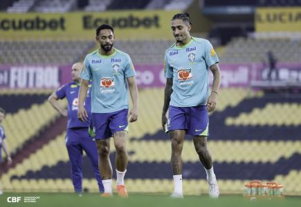 Raphinha retornará na estreia de Ancelotti diante da torcida brasileira