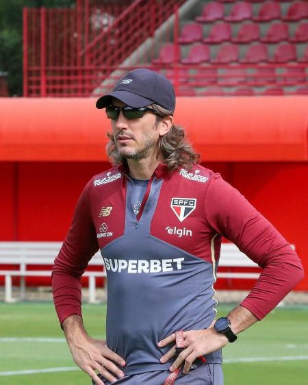 Atlético inicia tratativas com Zubeldía, ex-São Paulo