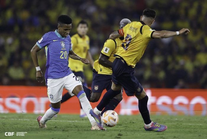 Estêvão, do Brasil, durante partida contra o Equador, pelas Eliminatórias da Copa do Mundo