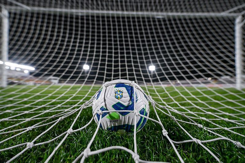 Libra rebate declarações de presidente do Flamengo e garante equilíbrio