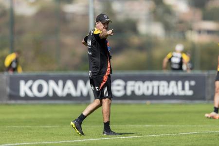 Cuca, técnico do Atlético