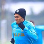 Arezo no Peñarol? Atacante do Grêmio revela conversas com clube uruguaio