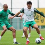Palmeiras faz jogo-treino no CT e recebe apoio da torcida antes de viagem para o Mundial