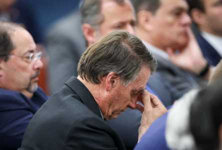Bolsonaro é interrogado no Supremo Tribunal Federal nesta terça-feira (10)