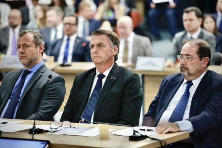 Bolsonaro e advogados em depoimento no STF nesta terça (10)