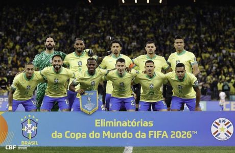 Time do Brasil em jogo contra o Paraguai nas Eliminatórias da Copa do Mundo de 2026