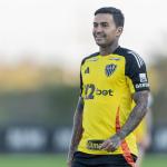 De olho no G6, Atlético encara o Inter com expectativa pela estreia de Dudu