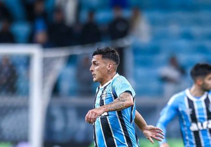 Pavón não tem sido bem visto pela torcida do Grêmio