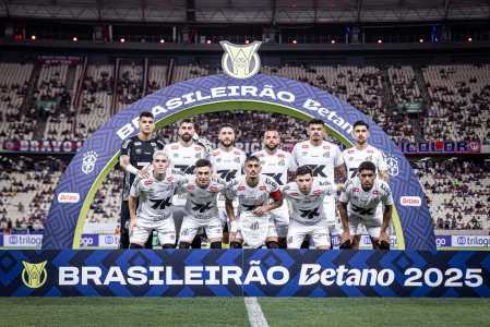 Último jogo do Santos antes da pausa do Mundial foi contra o Fortaleza, na Arena Castelão