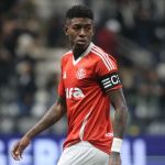 Vitão mantém desejo de acertar com Cruzeiro em meio à proposta do Flamengo