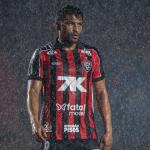Volante do Vitória recebe proposta da Europa e pode deixar o clube