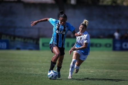 Real Brasília vence Grêmio pelo Brasileiro Feminino
