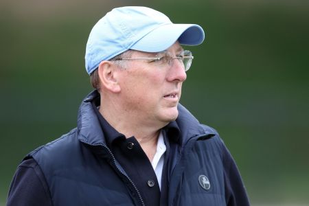 Botafogo de John Textor sofre transferban da Fifa