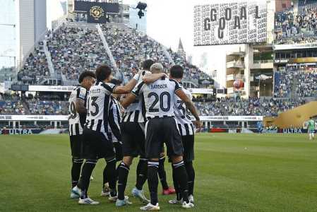 O Botafogo estreou com vitória no Mundial de Clubes diante do Seattle
