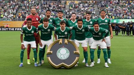 Os 11 titulares do Palmeiras na estreia contra o Porto, pelo Mundial de Clubes