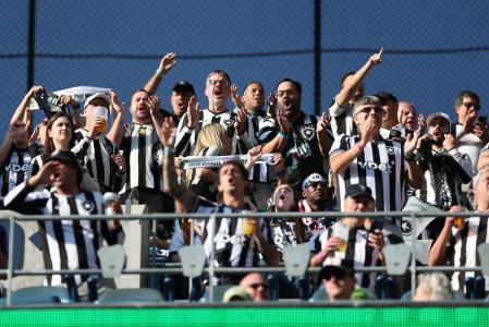 Botafogo terá pela frente o PSG, na quinta-feira (19)