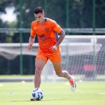 Técnico do Sport, Daniel Paulista abre o jogo sobre volante de R$ 17 milhões