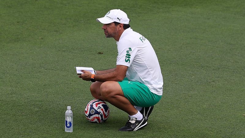 Palmeiras enfrenta Al Ahly em busca da primeira vitória no Mundial de Clubes