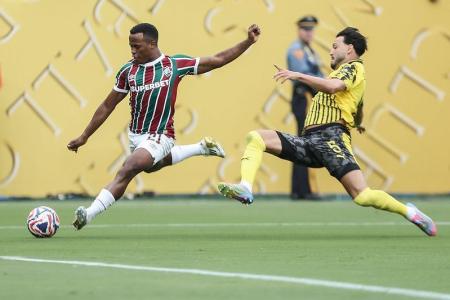 Fluminense dominou o jogo contra o Borussia, mas não conseguiu chegar ao gol