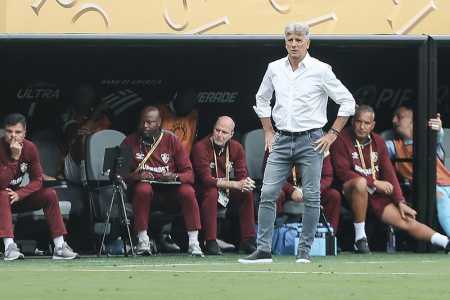 Renato deve promover a entrada de Ganso no time titular diante do Ulsan