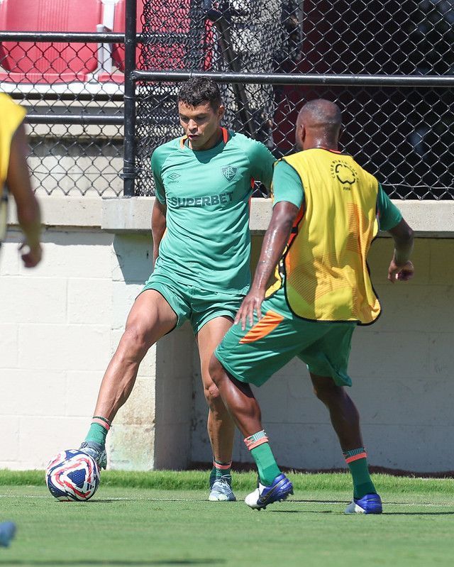 Fluminense vive expectativa para ter Thiago Silva diante da Inter no Mundial