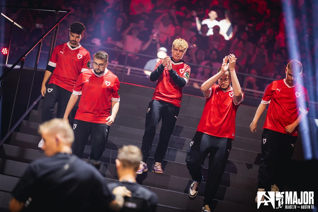 CS2: MOUZ elimina Vitality e vai à final da IEM Cologne 2025