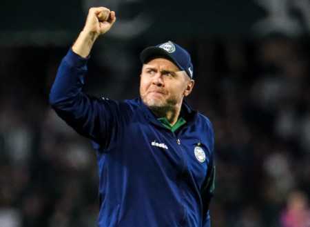 Mozart Santos, técnico do Coritiba